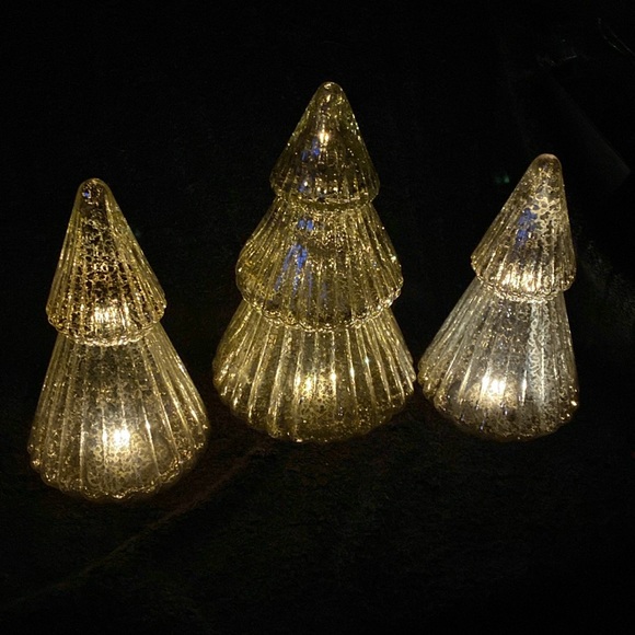 EUC 3 Glass Lighted Christmas Trees - Picture 3 of 16